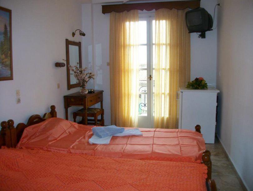 Jasmine'S Guest House Karlovassi Oda fotoğraf